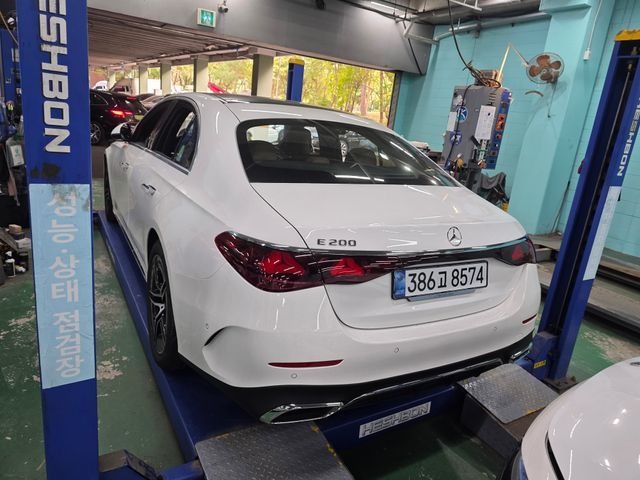 Mercedes-Benz E-Class 2026 — inspection photo 2