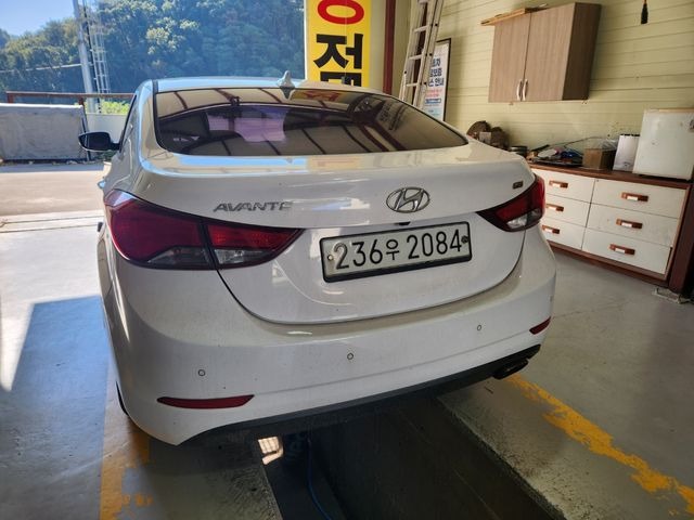Hyundai AVANTE 2016 — inspection photo 2