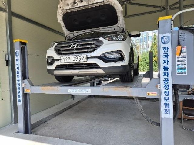 Hyundai Santafe 2016 — inspection photo 1