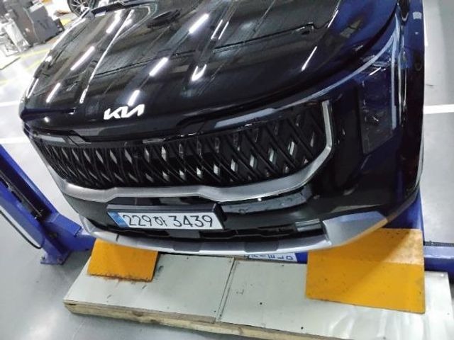 Kia Canival 2025 — inspection photo 1