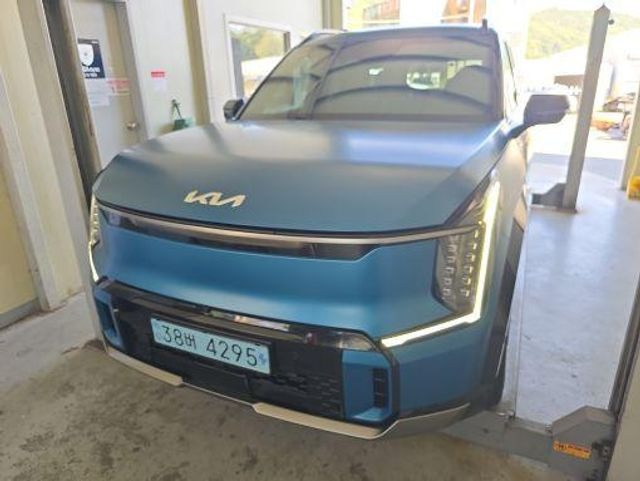 Kia EV9 2024 — inspection photo 1