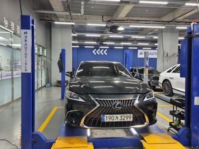 Lexus ES 2023 — inspection photo 1