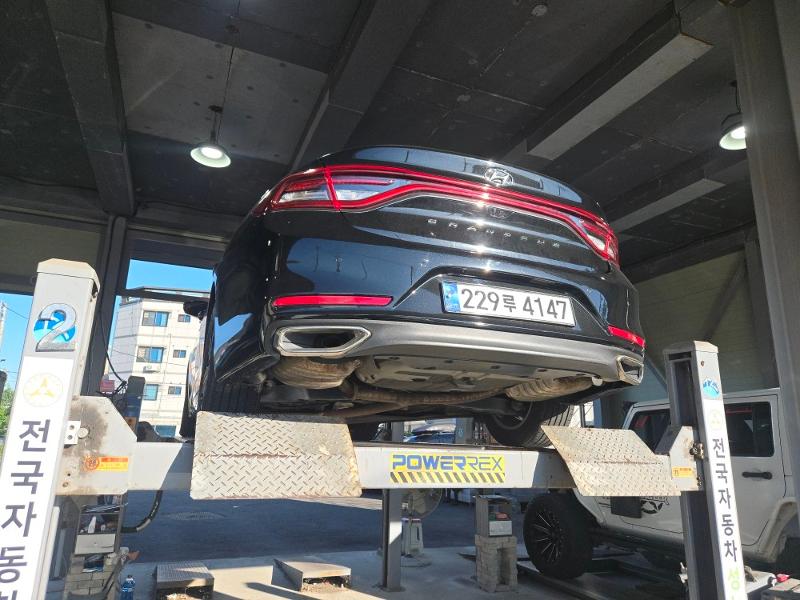 Hyundai Grandeur 2018 — inspection photo 2