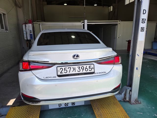 Lexus ES 2020 — inspection photo 2