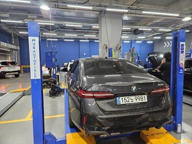 BMW 5-Series 2024 — inspection photo 2