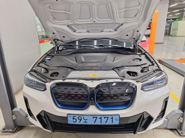 BMW iX3 2023 — inspection photo 1