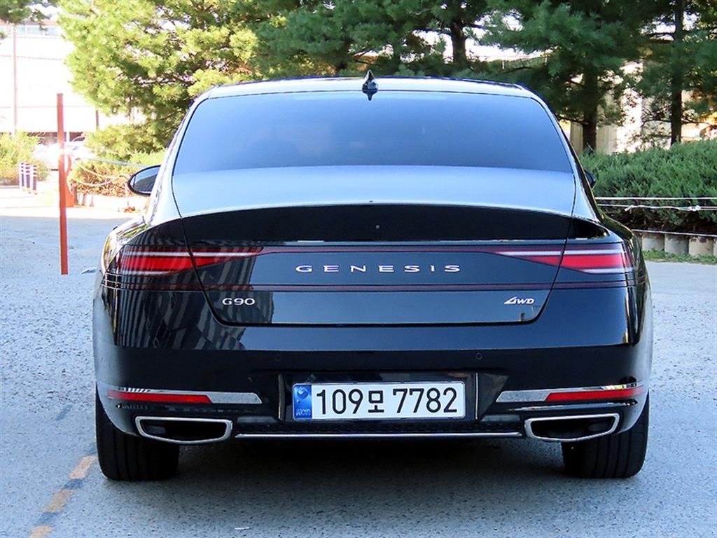 Genesis G90 2022 — inspection photo 2