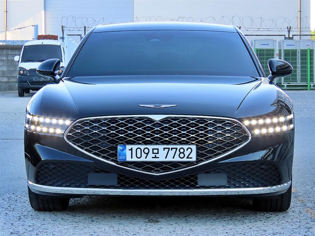 Genesis G90 2022 — inspection photo 1