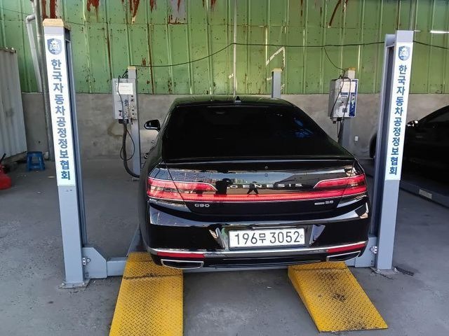 Genesis G90 2020 — inspection photo 2