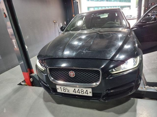 Jaguar XE 2018 — inspection photo 1
