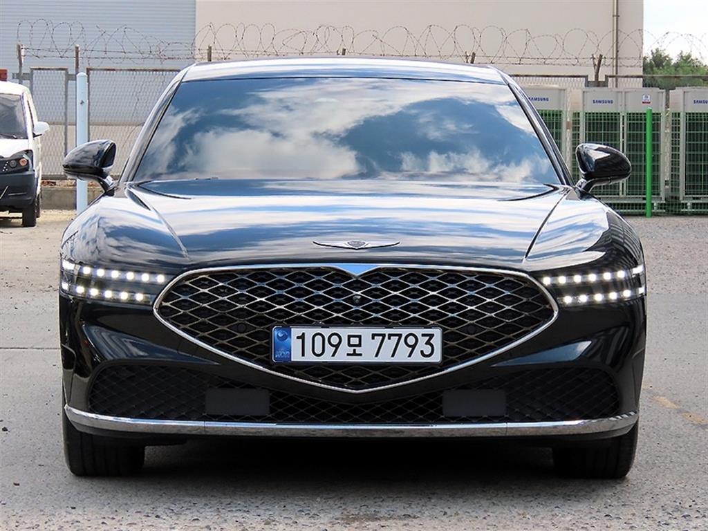 Genesis G90 2023 — inspection photo 1