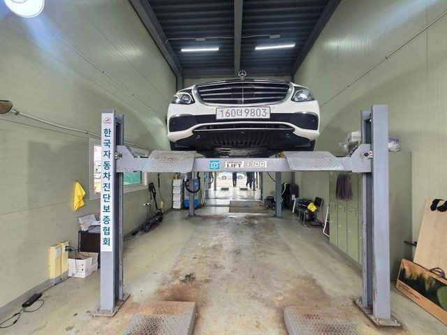 Mercedes-Benz E-Class 2020 — inspection photo 1