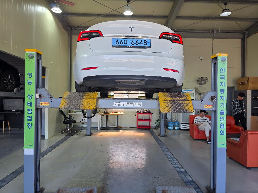 Tesla Model 3 2020 — inspection photo 2