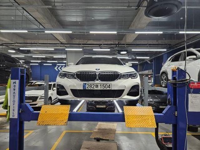 BMW 3-Series 2021 — inspection photo 1
