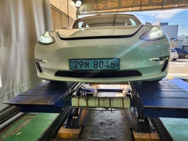 Tesla Model 3 2020 — inspection photo 1