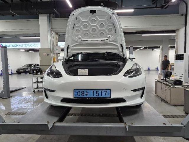 Tesla Model 3 2022 — inspection photo 1