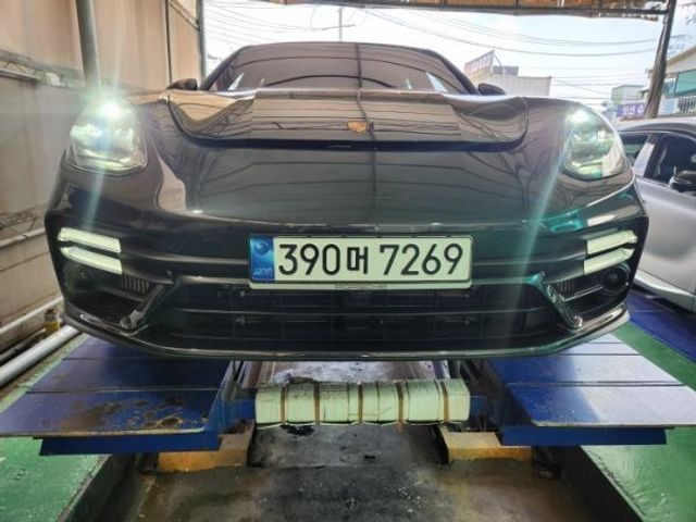 Porsche Panamera 2023 — inspection photo 1