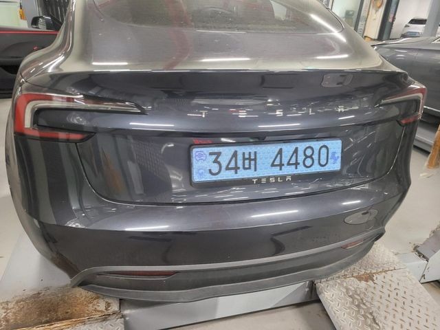 Tesla Model 3 2025 — inspection photo 2