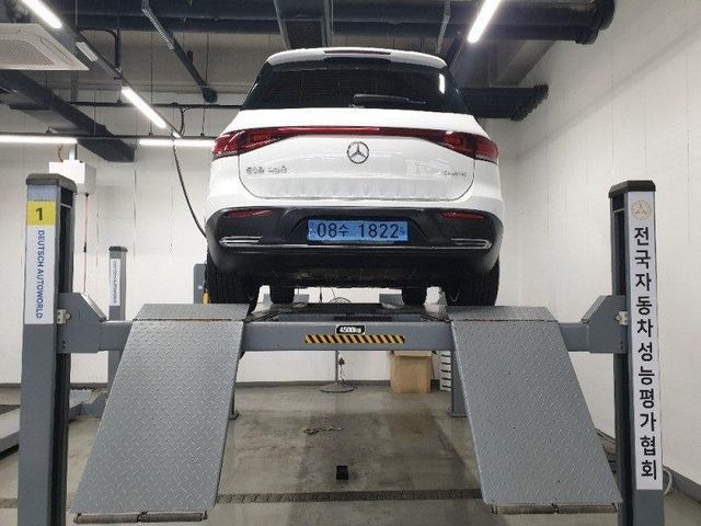 Mercedes-Benz EQB 2023 — inspection photo 2