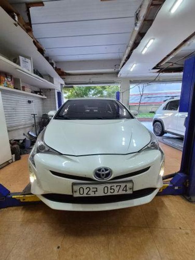 Toyota Prius 2016 — inspection photo 1