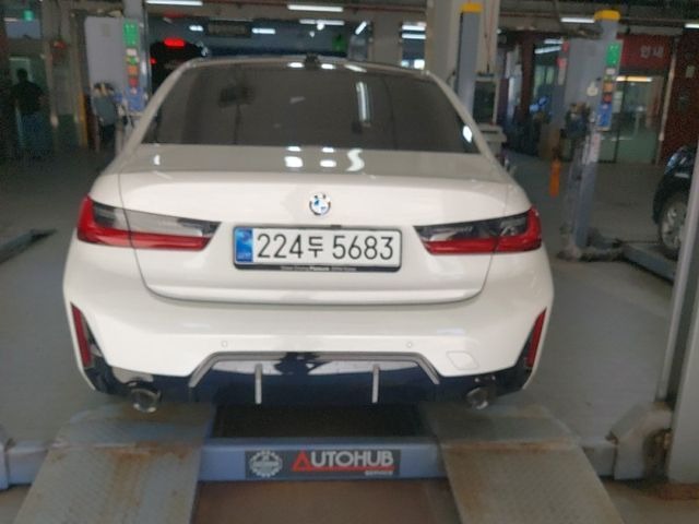 BMW 3-Series 2025 — inspection photo 2