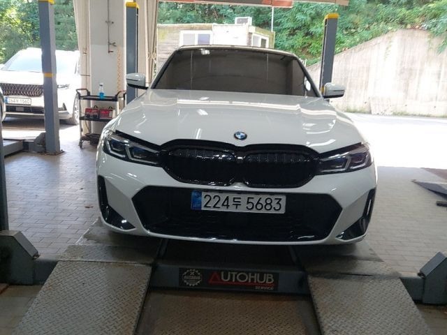 BMW 3-Series 2025 — inspection photo 1