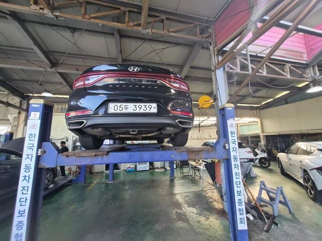 Hyundai Grandeur 2018 — inspection photo 2