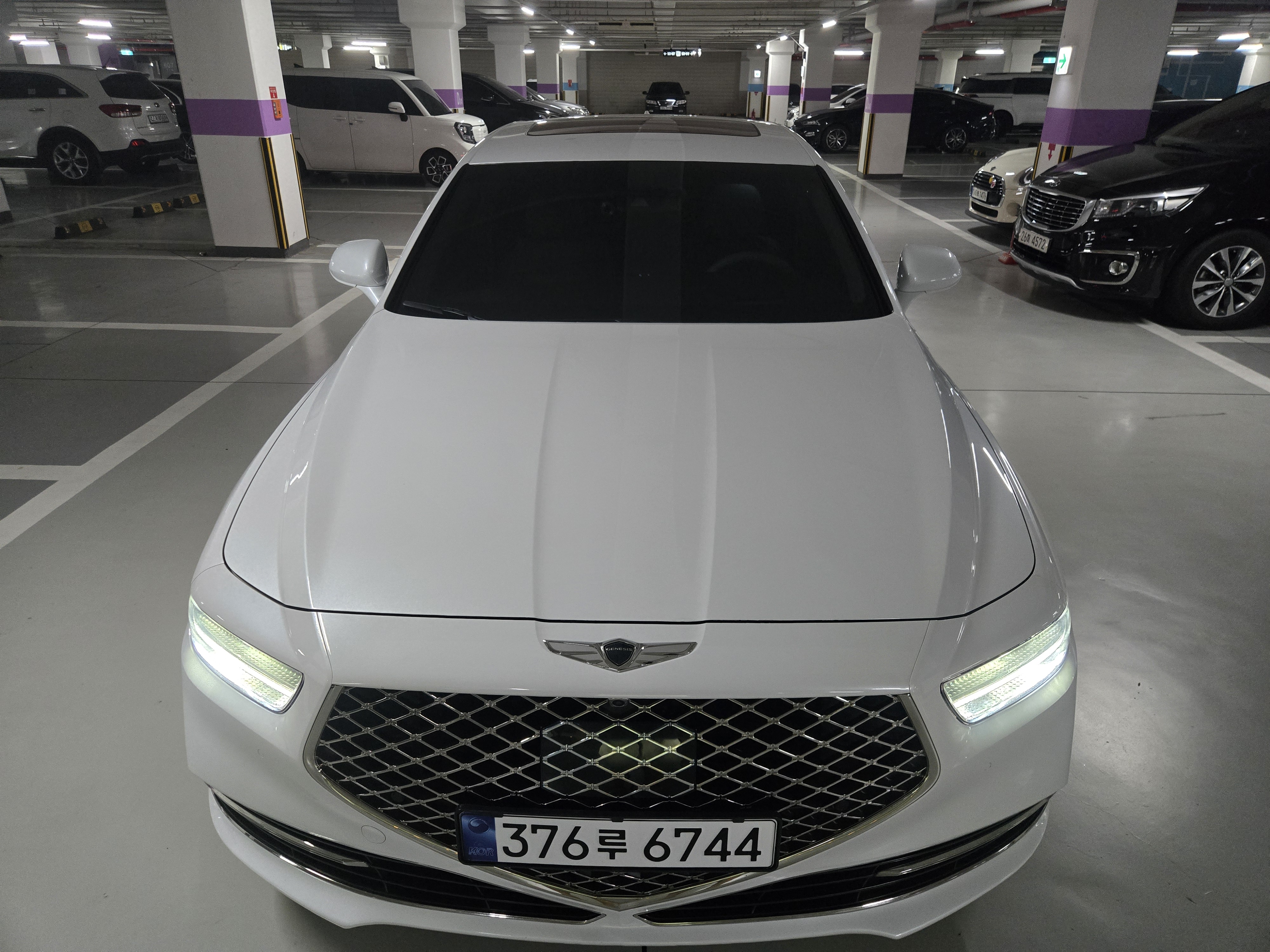 Genesis G90 2019 — inspection photo 1