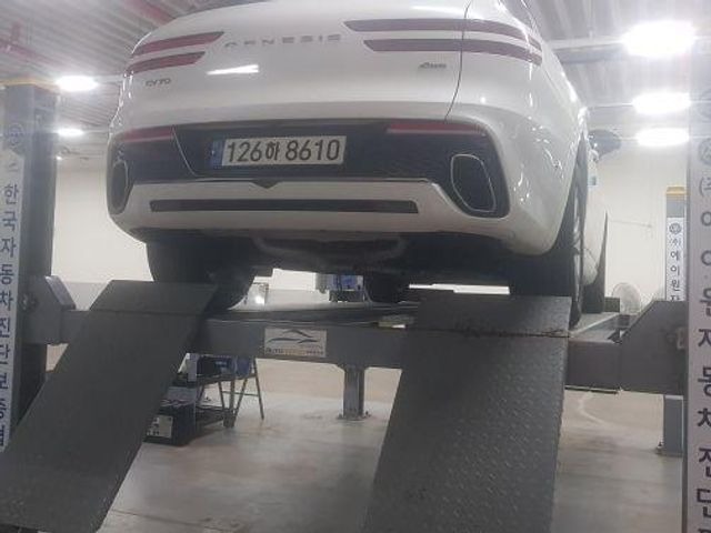 Genesis GV70 2023 — inspection photo 2
