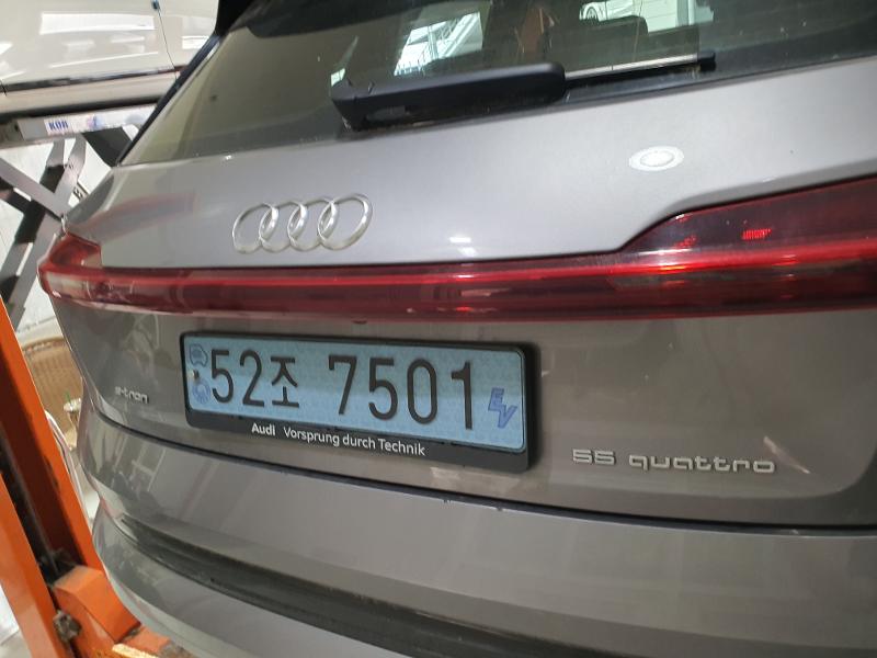 Audi e-tron 2022 — inspection photo 2
