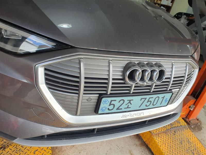 Audi e-tron 2022 — inspection photo 1