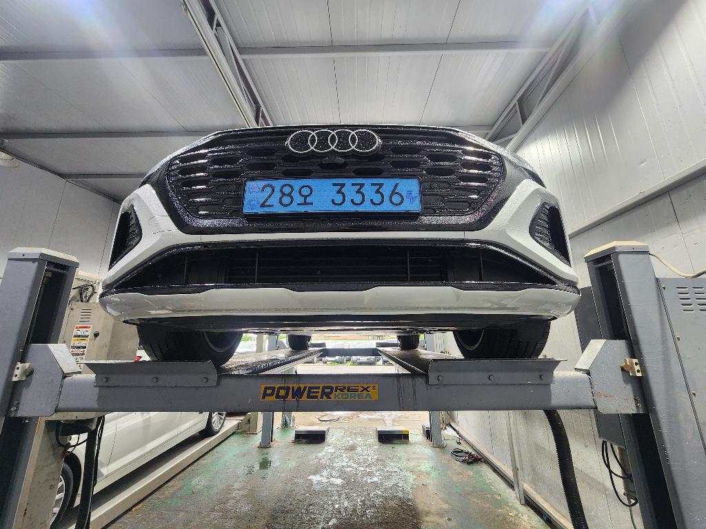 Audi Q8 e-tron 2024 — inspection photo 1