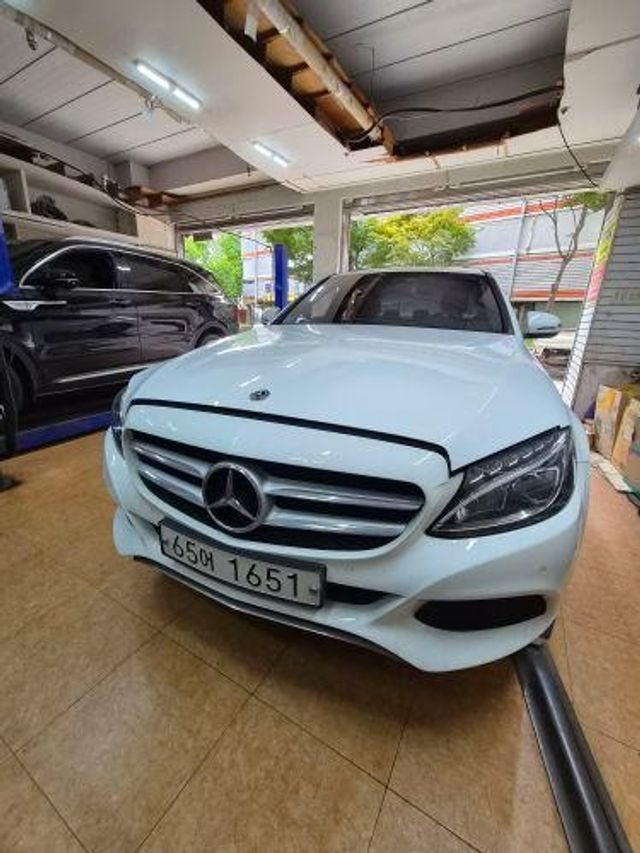 Mercedes-Benz C-Class 2018 — inspection photo 1