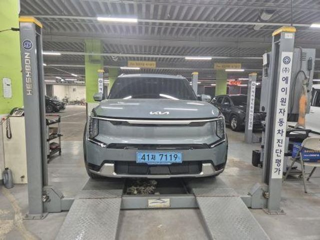Kia EV9 2024 — inspection photo 1