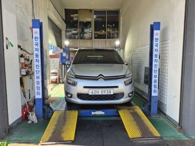 Citroën / DS C4 Picasso 2016 — inspection photo 1