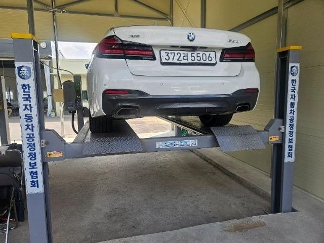 BMW 5-Series 2022 — inspection photo 2