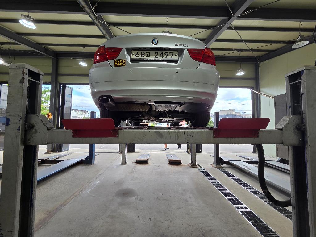 BMW 3-Series 2012 — inspection photo 2