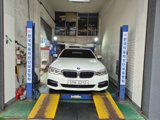 BMW 5-Series 2017 — inspection photo 1
