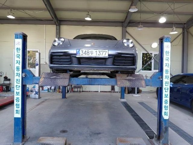 Porsche 911 2020 — inspection photo 1
