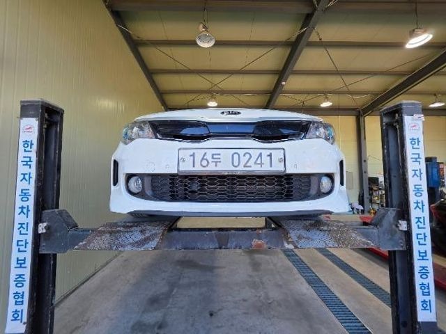 Kia K5 2017 — inspection photo 1