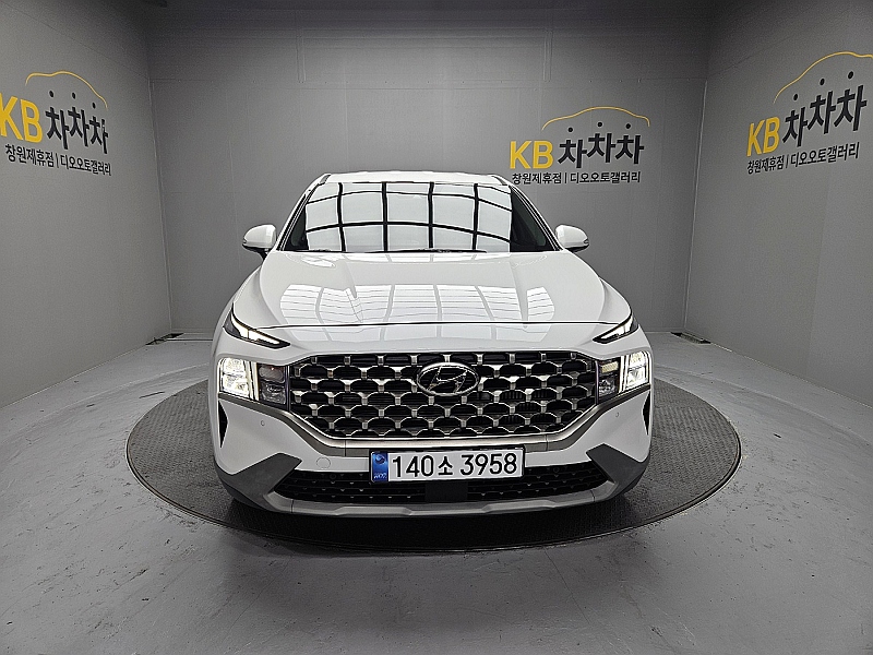 Hyundai Santafe 2023 — inspection photo 1