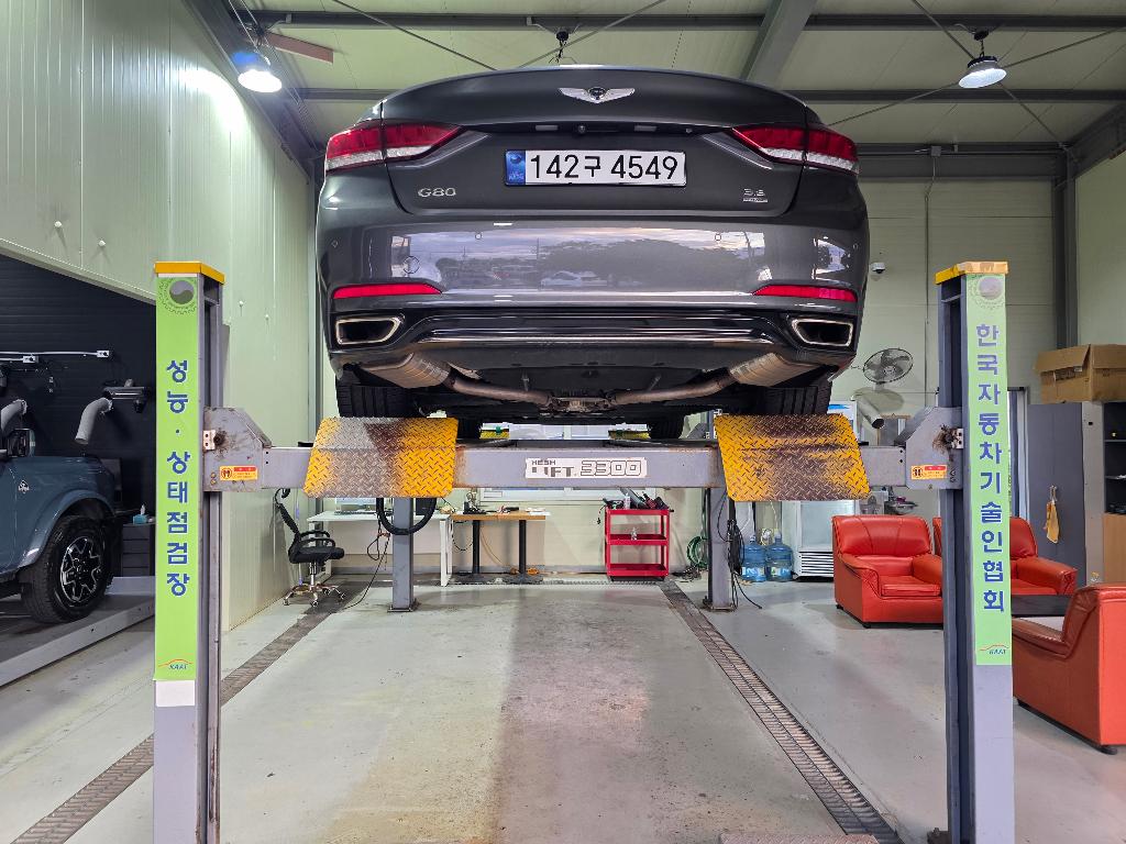 Genesis G80 2018 — inspection photo 2