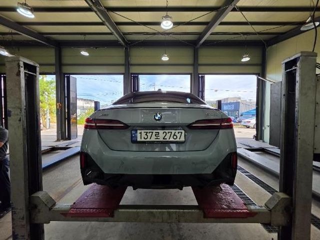 BMW 5-Series 2024 — inspection photo 2