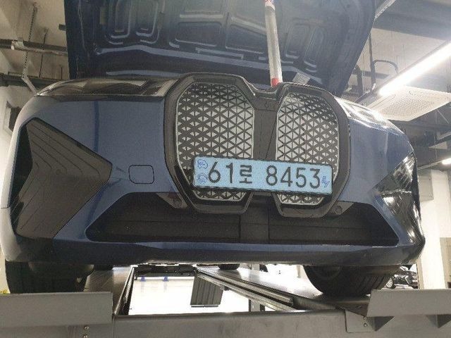 BMW iX 2023 — inspection photo 1