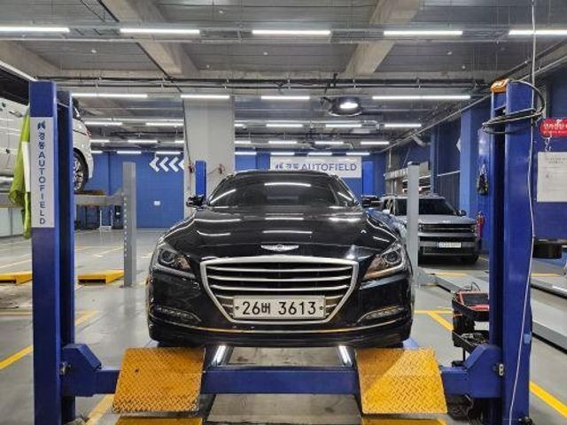 Hyundai Genesis 2015 — inspection photo 1