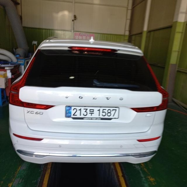Volvo XC60 2023 — inspection photo 2