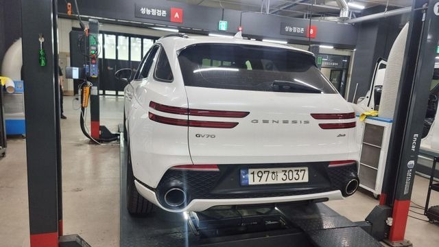 Genesis GV70 2024 — inspection photo 2