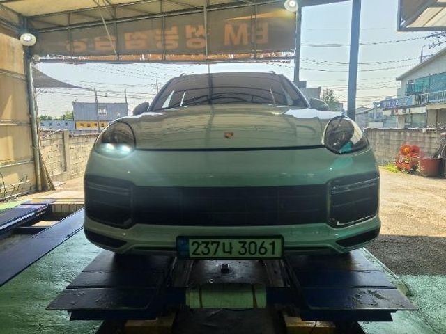 Porsche Cayenne 2017 — inspection photo 1