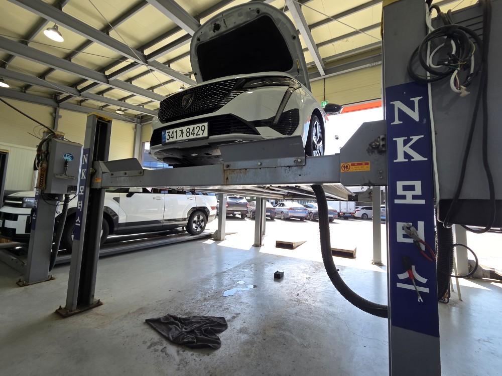 Peugeot 308 2025 — inspection photo 1