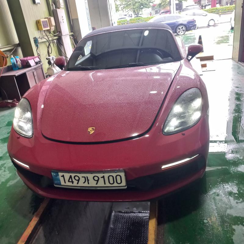 Porsche 718 2021 — inspection photo 1